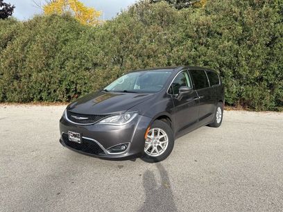 Used 2020 Chrysler Pacifica Touring w/ Cold Weather Group
