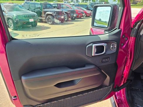 New 2026 Jeep Wrangler Unlimited Rubicon w/ Whitecap Package AWD/4WD image 22