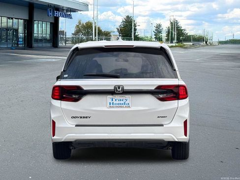 New 2026 Honda Odyssey Sport-L image 5