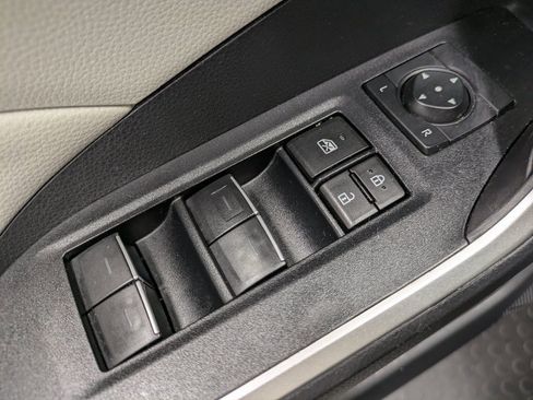 Used 2023 Toyota RAV4 XLE image 9