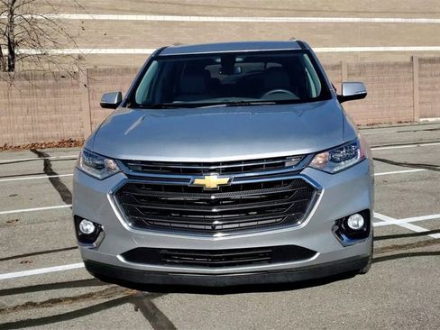 Certified 2018 Chevrolet Traverse Premier image 3