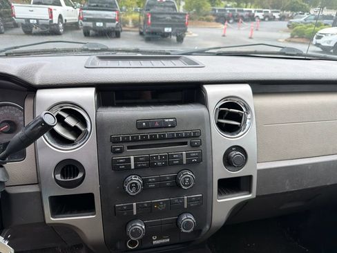 Used 2010 Ford F150 XLT RWD image 2