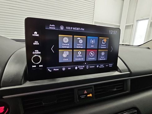 Used 2023 Honda Pilot EX-L image 17