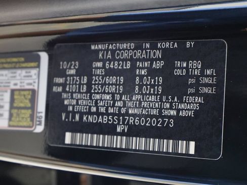 Used 2024 Kia EV9 Light Long Range RWD image 40