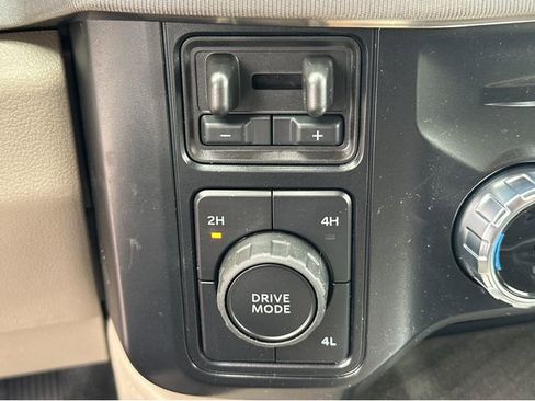 New 2026 Ford F450 Platinum w/ Platinum Plus Package image 32