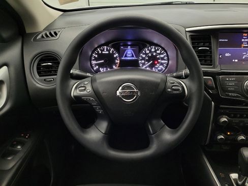 Used 2018 Nissan Pathfinder S FWD image 22
