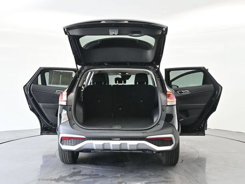Used 2025 Kia Sportage LX FWD image 43