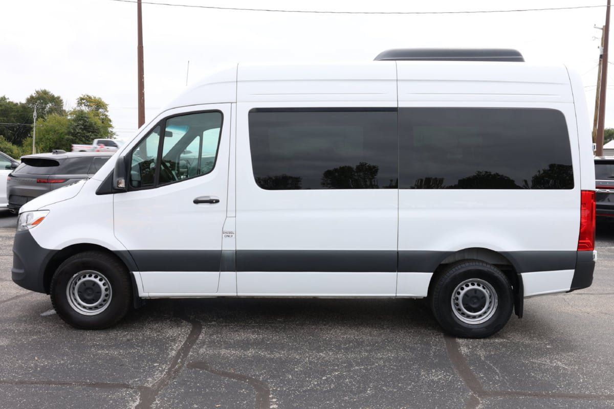 Used 2024 Mercedes-Benz Sprinter 2500 image 5