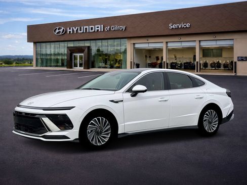 New 2026 Hyundai Sonata Limited FWD image 2