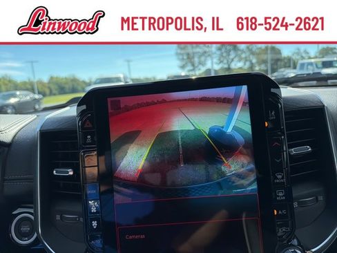 Used 2025 RAM 1500 Laramie w/ Night Edition image 31