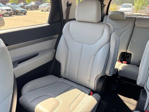 Used 2025 Hyundai Palisade SEL FWD image 41