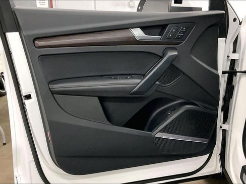 Certified 2023 Audi Q5 2.0T Premium Plus w/ Premium Plus Package image 23