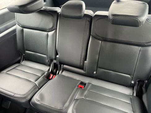 New 2026 Ford Expedition Max Platinum AWD/4WD image 19