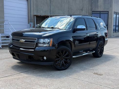 Used 2011 Chevrolet Tahoe LT w/ Texas Edition RWD image 3