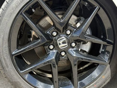 Used 2024 Honda Civic Sport image 12