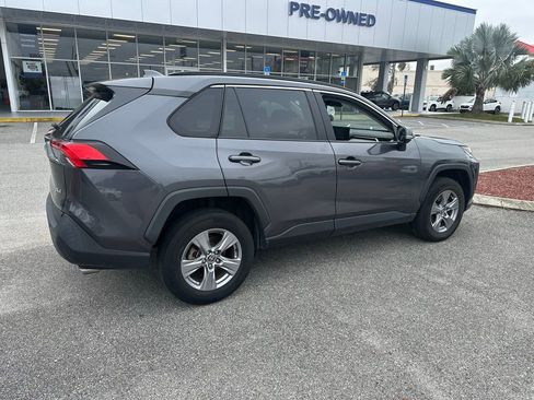 Used 2022 Toyota RAV4 XLE image 3