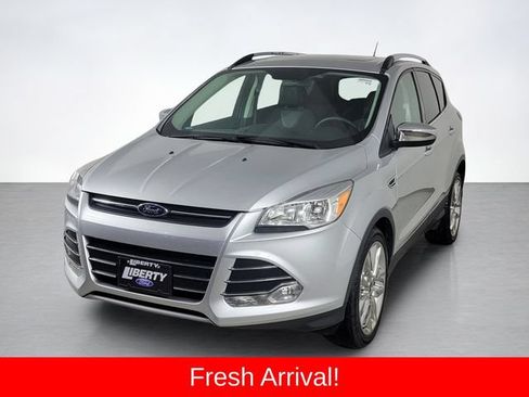Used 2016 Ford Escape SE w/ SE Chrome Package FWD image 7