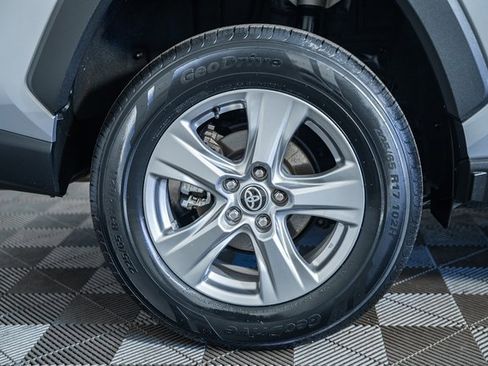 Certified 2024 Toyota RAV4 XLE image 18