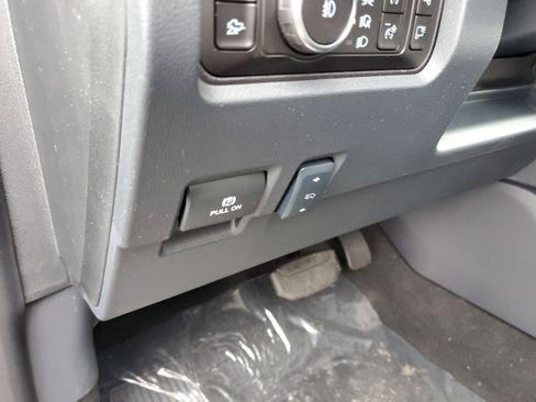 New 2026 Ford F250 Lariat w/ Lariat Ultimate Package AWD/4WD image 16