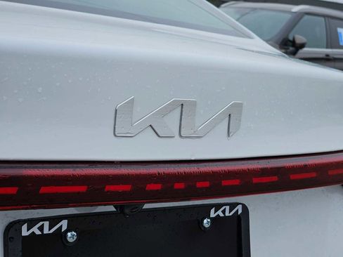 Certified 2024 Kia Forte LXS image 12