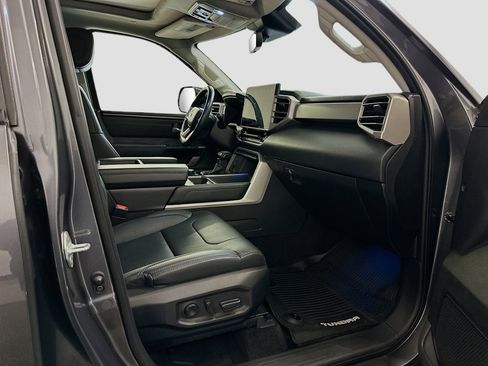 Used 2024 Toyota Tundra Limited image 33