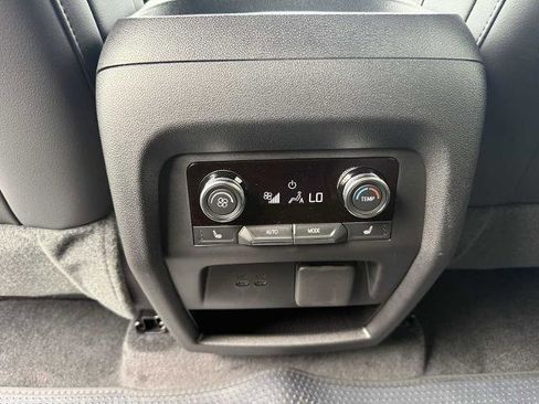 New 2026 Buick Enclave Avenir image 30