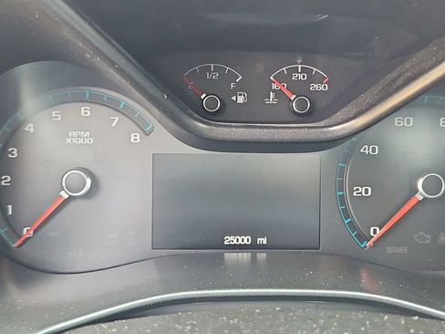 Used 2016 Chevrolet Colorado Z71 image 12