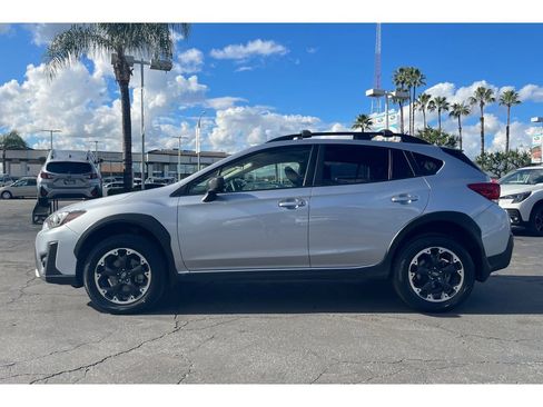 Certified 2023 Subaru Crosstrek 2.0i image 2