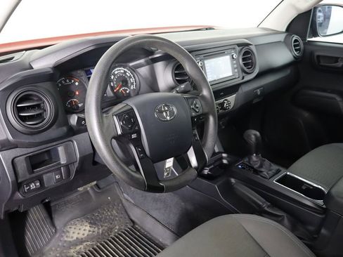 Used 2019 Toyota Tacoma SR w/ SR Convenience Package image 25