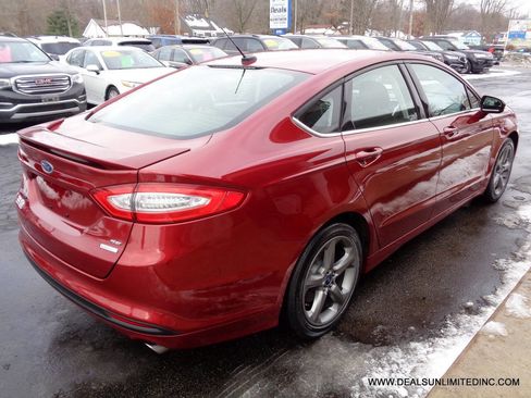 Used 2014 Ford Fusion SE w/ Equipment Group 201A image 3