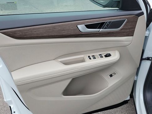 New 2026 Volkswagen Atlas SEL AWD/4WD image 13