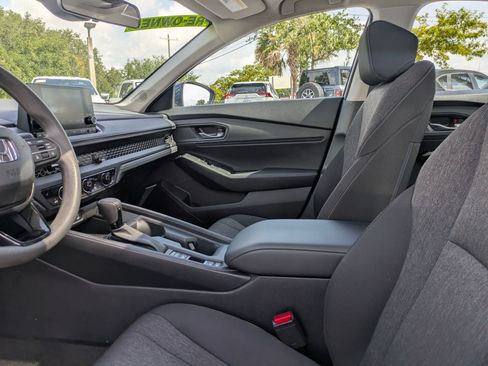 Used 2024 Honda Accord EX image 21