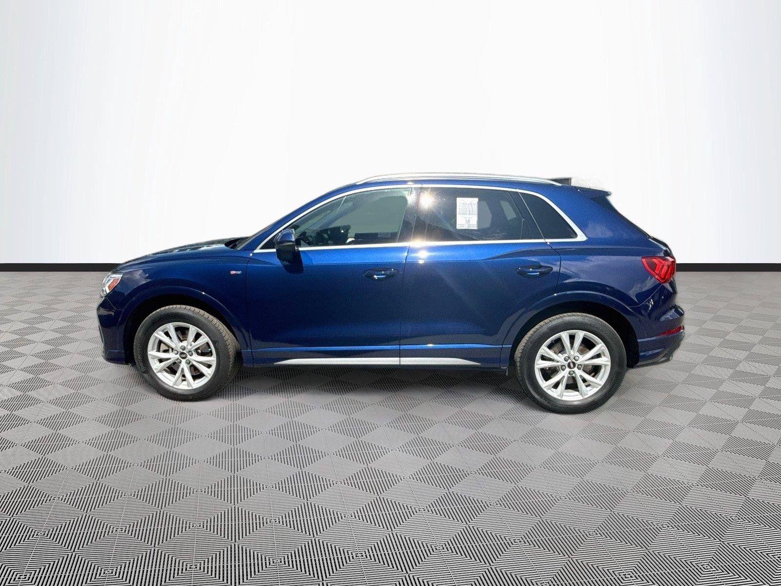 Used 2022 Audi Q3 2.0T Premium Plus AWD/4WD image 4