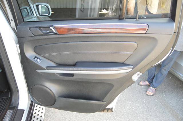 Used 2008 Mercedes-Benz GL 550 4MATIC image 48