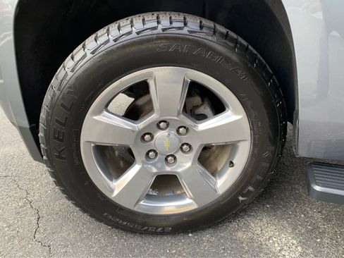 Used 2018 Chevrolet Tahoe LS w/ All-Season Package image 7