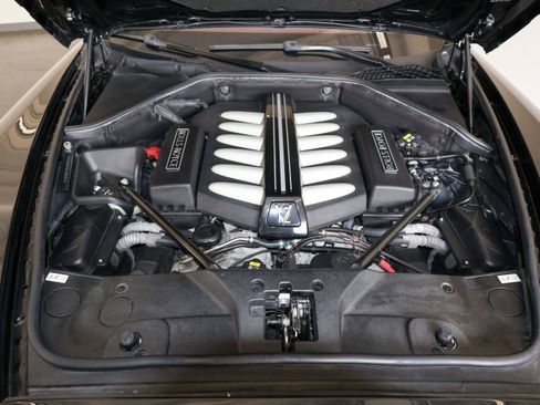 Used 2015 Rolls-Royce Wraith RWD image 59