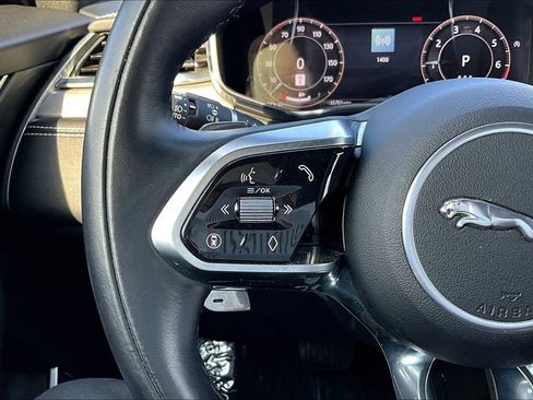 Used 2025 Jaguar F-PACE R-Dynamic S image 26