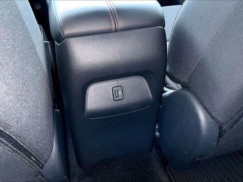 Certified 2024 Nissan Sentra SR FWD image 30