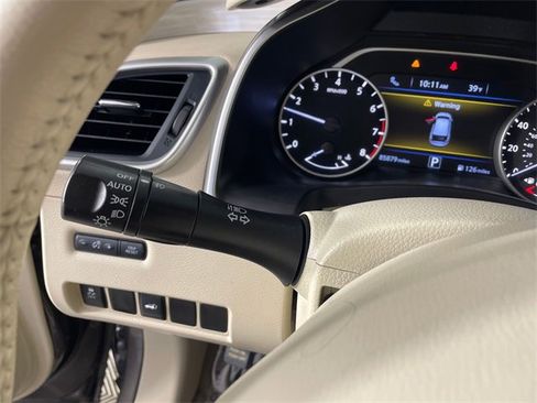 Used 2015 Nissan Murano SL w/ Cargo Package image 13