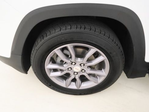 Used 2023 GMC Terrain SLT image 7