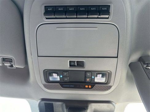 New 2026 Ford F350 XLT w/ XLT Premium Package image 33