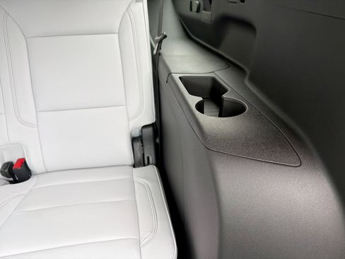 New 2026 Chevrolet Suburban Premier w/ Sun And Tow Package image 32