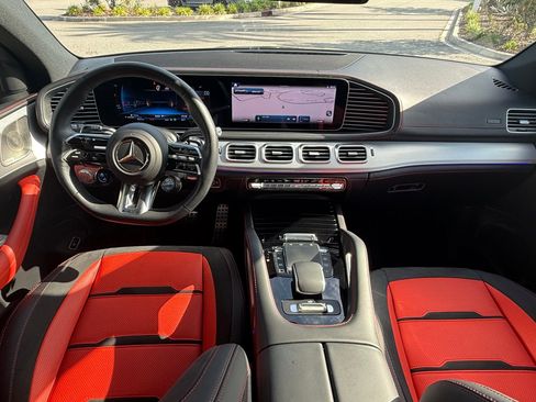 Used 2025 Mercedes-Benz GLE 53 AMG 4MATIC Coupe image 4