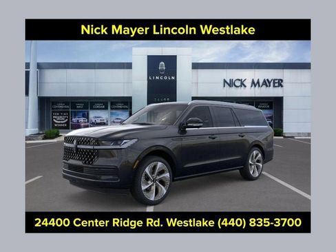 New 2026 Lincoln Navigator L Black Label AWD/4WD image 1