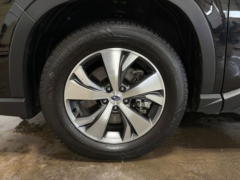 Used 2024 Subaru Ascent Premium w/ Convenience Package image 35