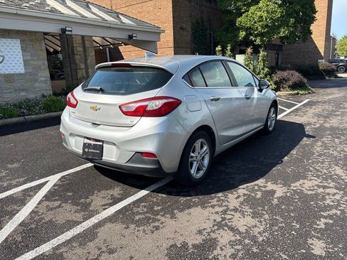 Used 2017 Chevrolet Cruze LT w/ Convenience Package FWD image 7
