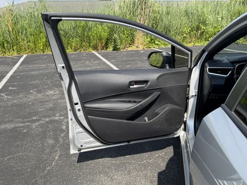 Used 2022 Toyota Corolla SE FWD image 17
