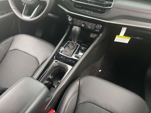 New 2026 Jeep Compass Trailhawk image 25