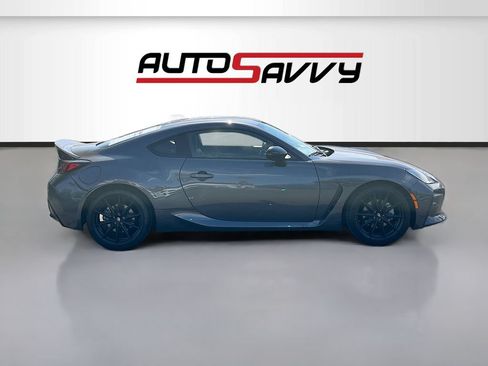 Used 2023 Toyota GR86 Premium w/ ALL Weather Mat Package (TMS) RWD image 8