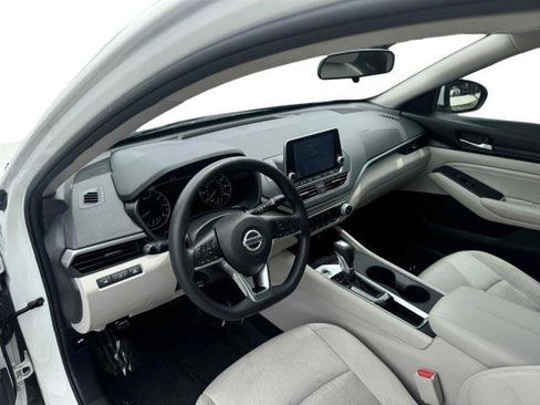 Used 2020 Nissan Altima 2.5 S FWD image 20